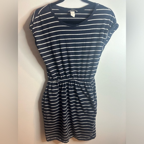 H&M size xs navy blue and white striped jersey dress with pockets - Picture 2 of 6